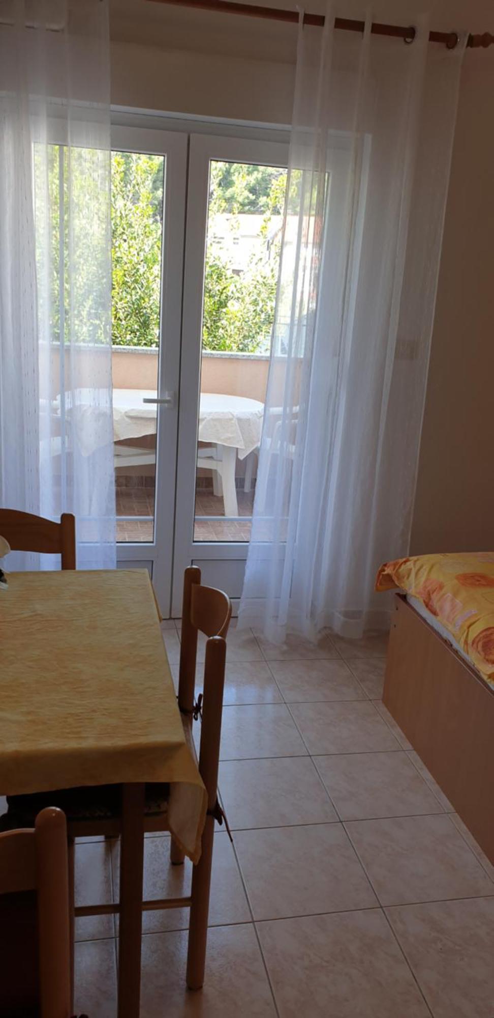 Apartments Ivanovski Rab Town Habitación foto